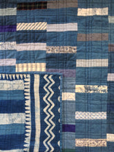 Quilt Falling Rain Blues and Blues custom - abigailheche